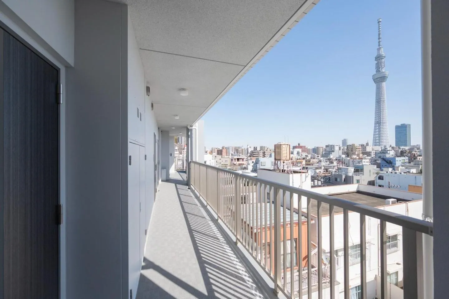 Dearicious Honjoazumabashi II Apartment Tokyo