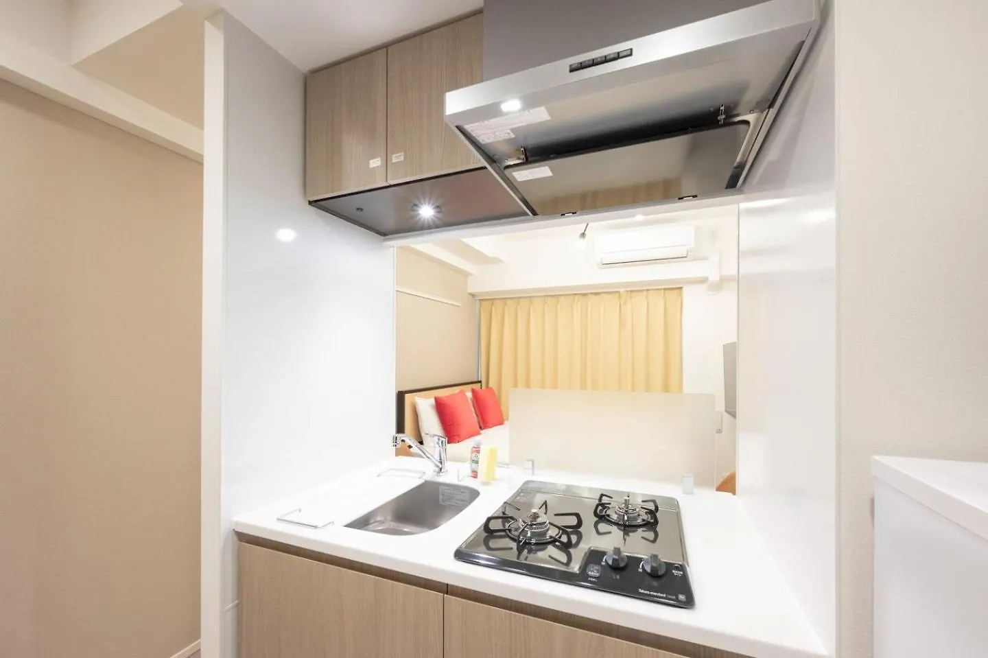 Dearicious Honjoazumabashi II Apartment Tokyo