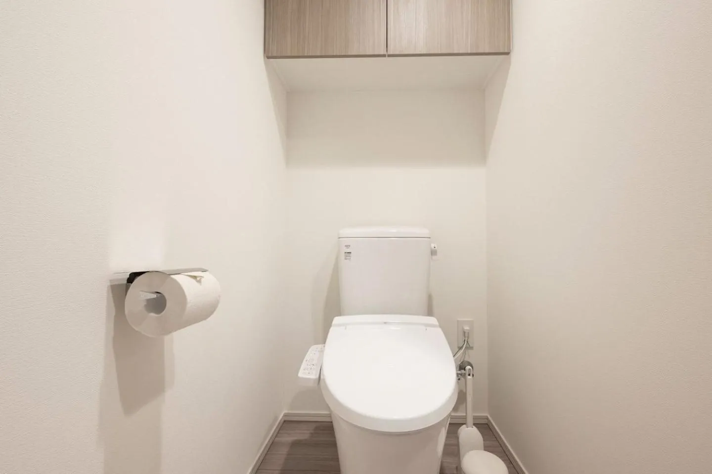 Dearicious Honjoazumabashi II Apartment Tokyo