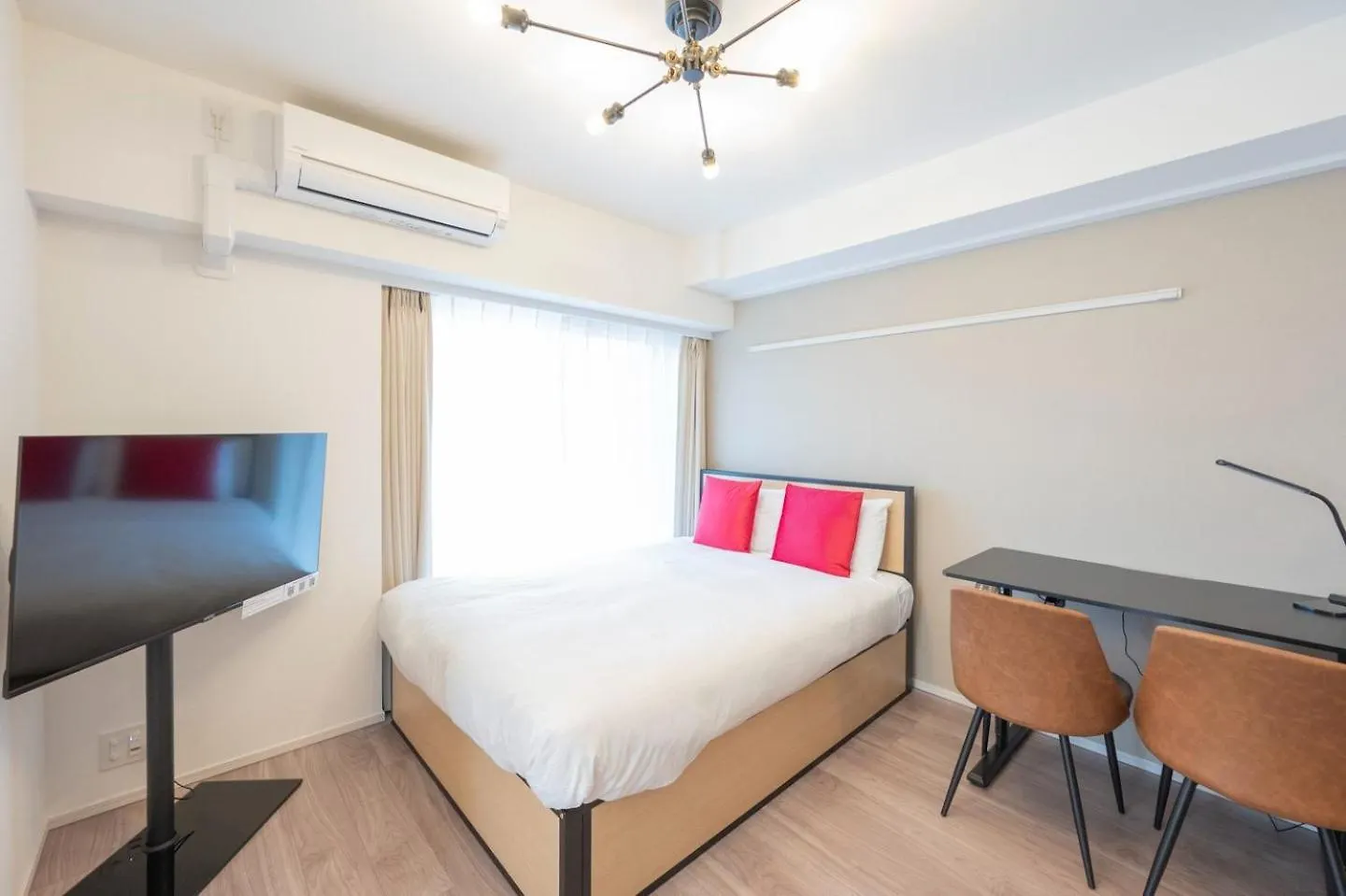 Dearicious Honjoazumabashi II Apartment Tokyo