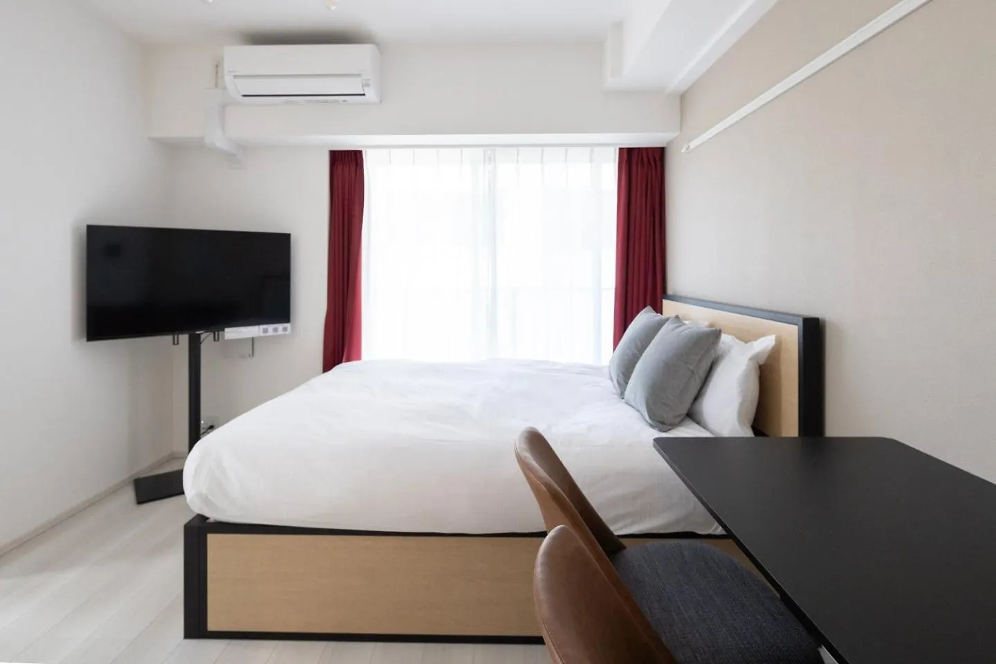Dearicious Honjoazumabashi II Apartment Tokyo
