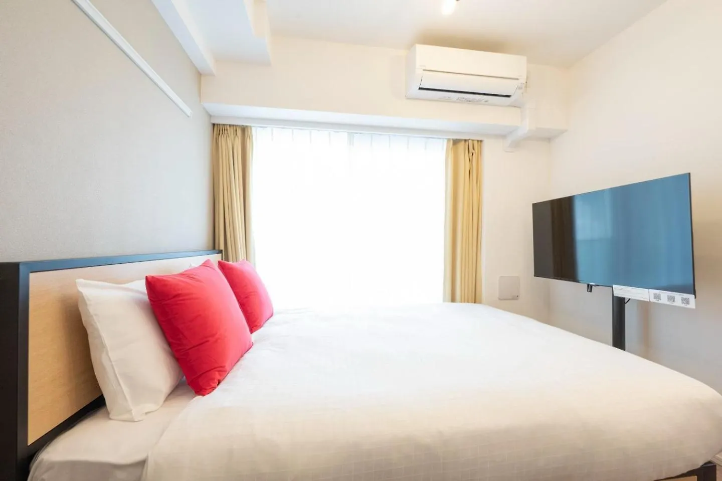 Dearicious Honjoazumabashi II Apartment Tokyo