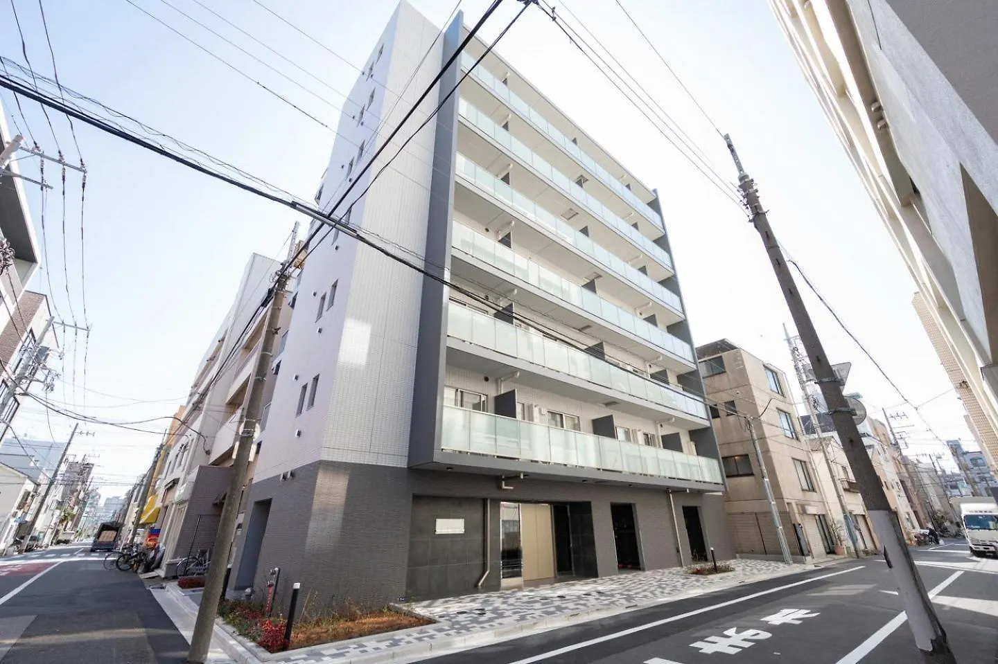 Dearicious Honjoazumabashi II Apartment Tokyo
